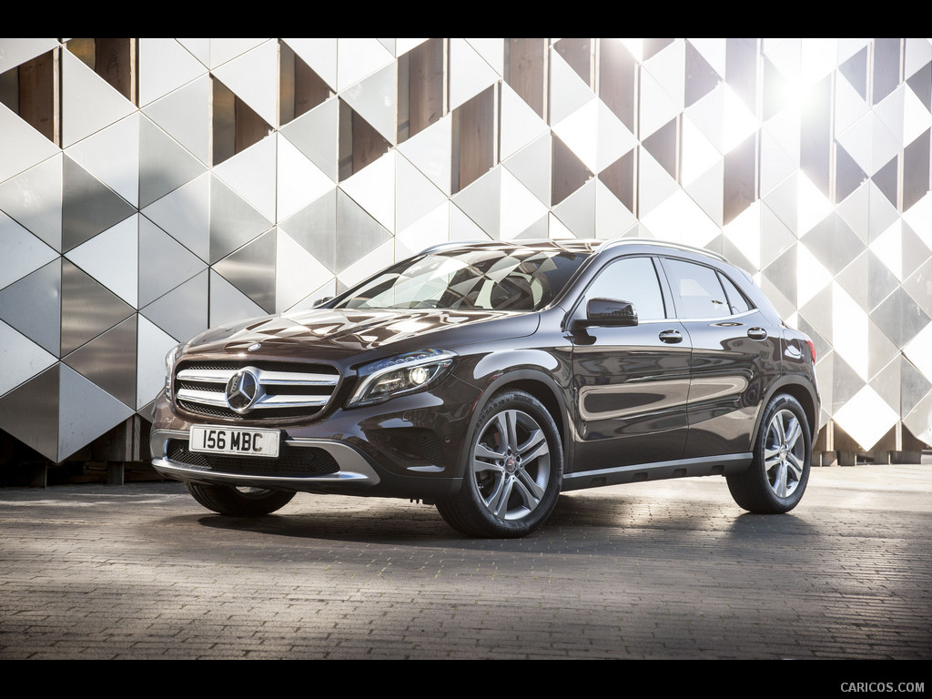 2015 Mercedes-Benz GLA 200 CDI (UK-Version)  - Front