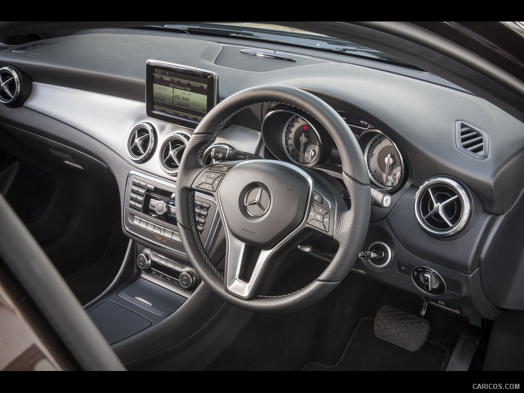 2015 Mercedes-Benz GLA 200 CDI (UK-Version)  - Interior