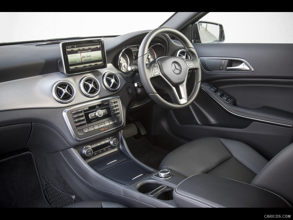 2015 Mercedes-Benz GLA 200 CDI (UK-Version)  - Interior