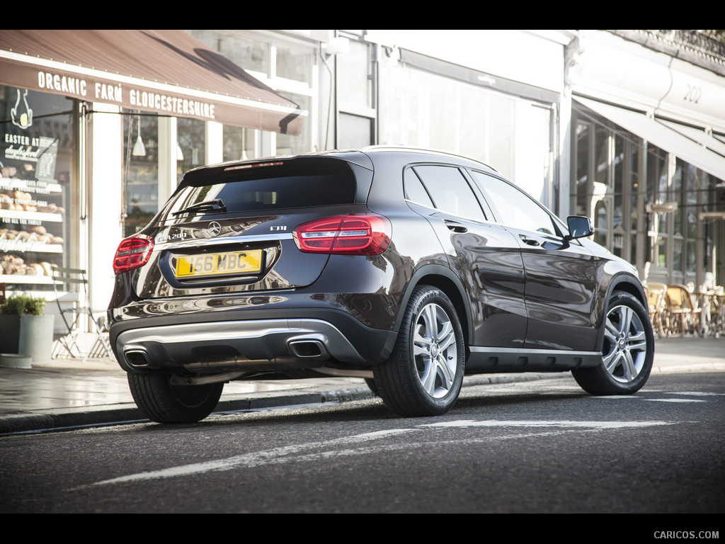 2015 Mercedes-Benz GLA 200 CDI (UK-Version)  - Rear