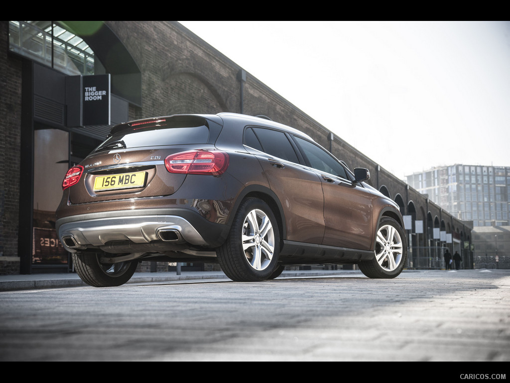 2015 Mercedes-Benz GLA 200 CDI (UK-Version)  - Rear