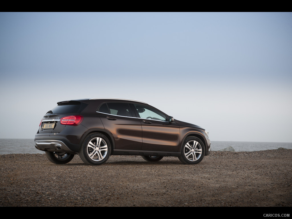 2015 Mercedes-Benz GLA 200 CDI (UK-Version)  - Rear