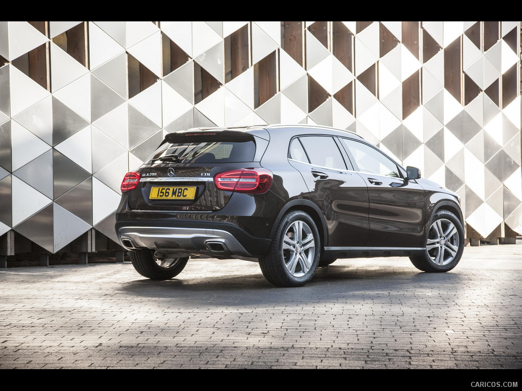 2015 Mercedes-Benz GLA 200 CDI (UK-Version)  - Rear