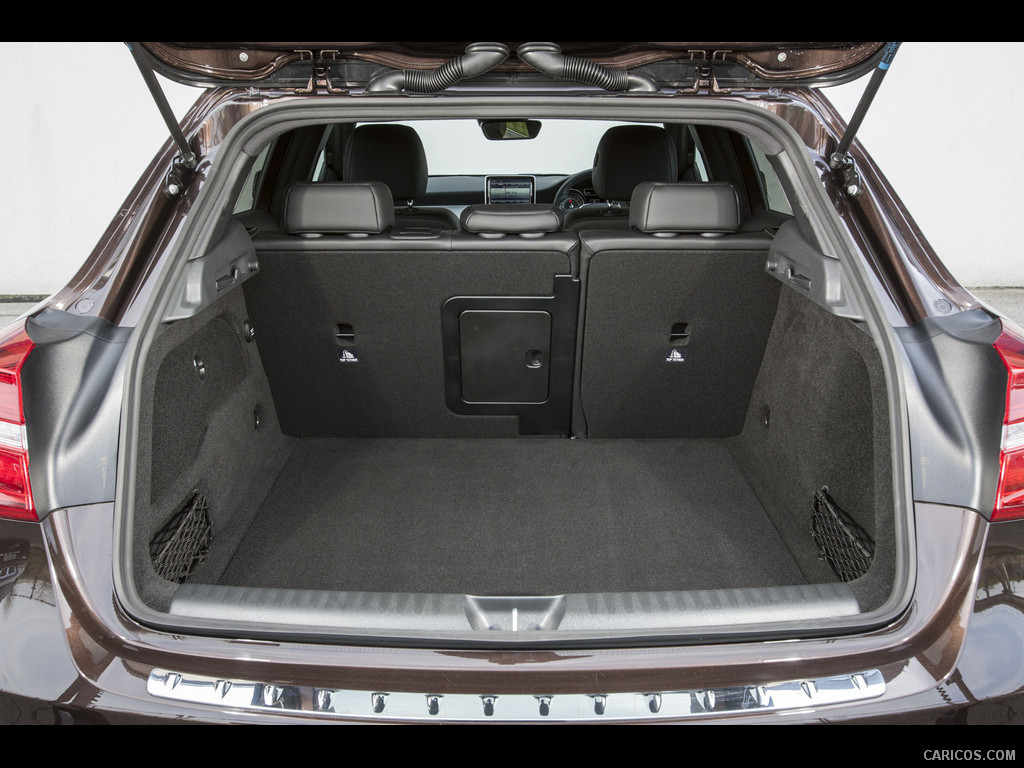 2015 Mercedes-Benz GLA 200 CDI (UK-Version)  - Trunk