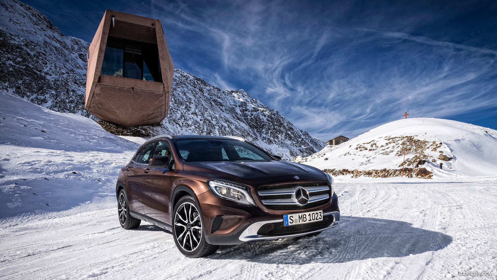 2015 Mercedes-Benz GLA 220 CDI 4MATIC - In Snow - Front, #62 of 71