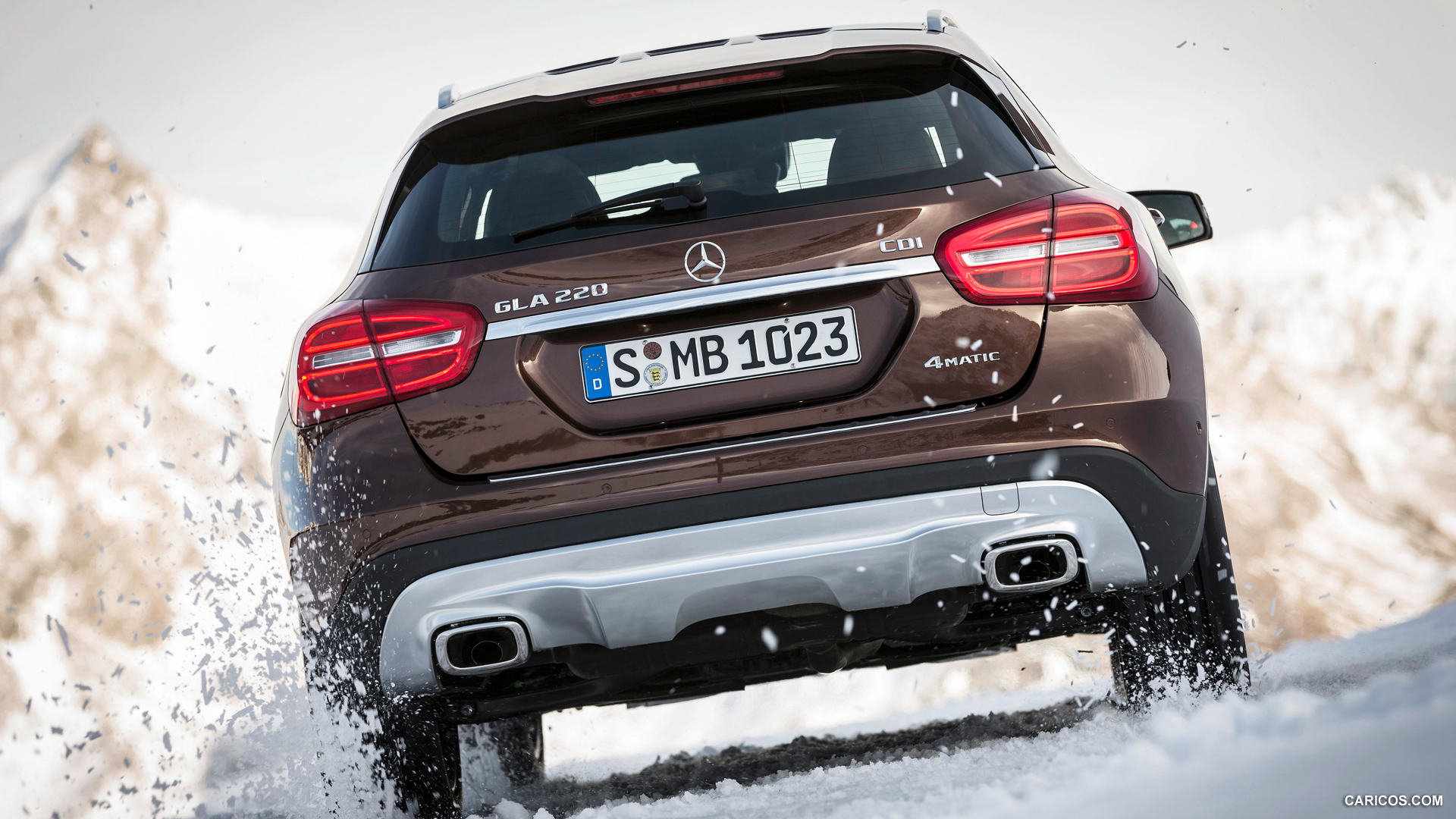 2015 Mercedes-Benz GLA 220 CDI 4MATIC - In Snow - Rear, #60 of 71