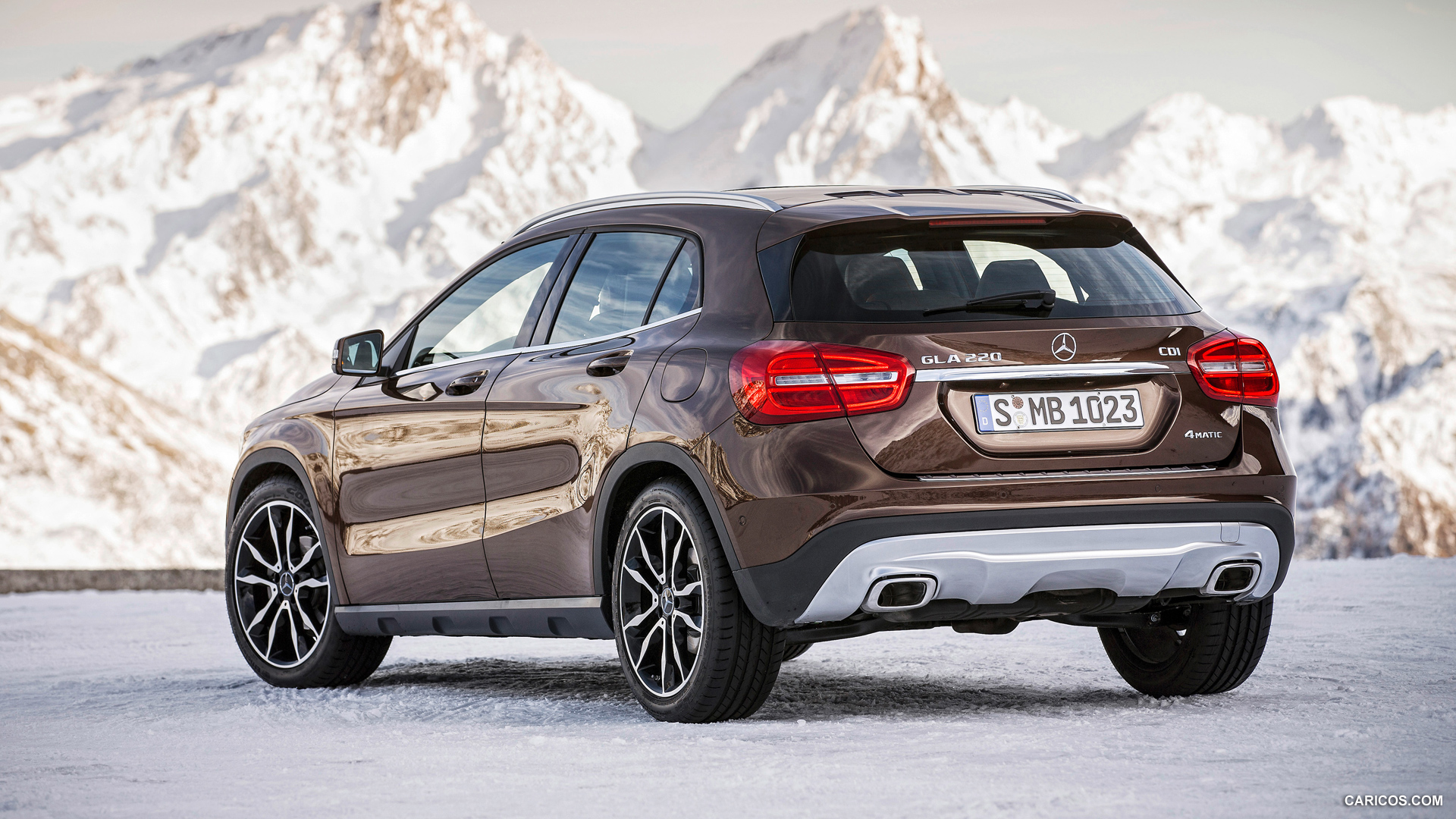 2015 Mercedes-Benz GLA 220 CDI 4MATIC - In Snow - Rear, #69 of 71