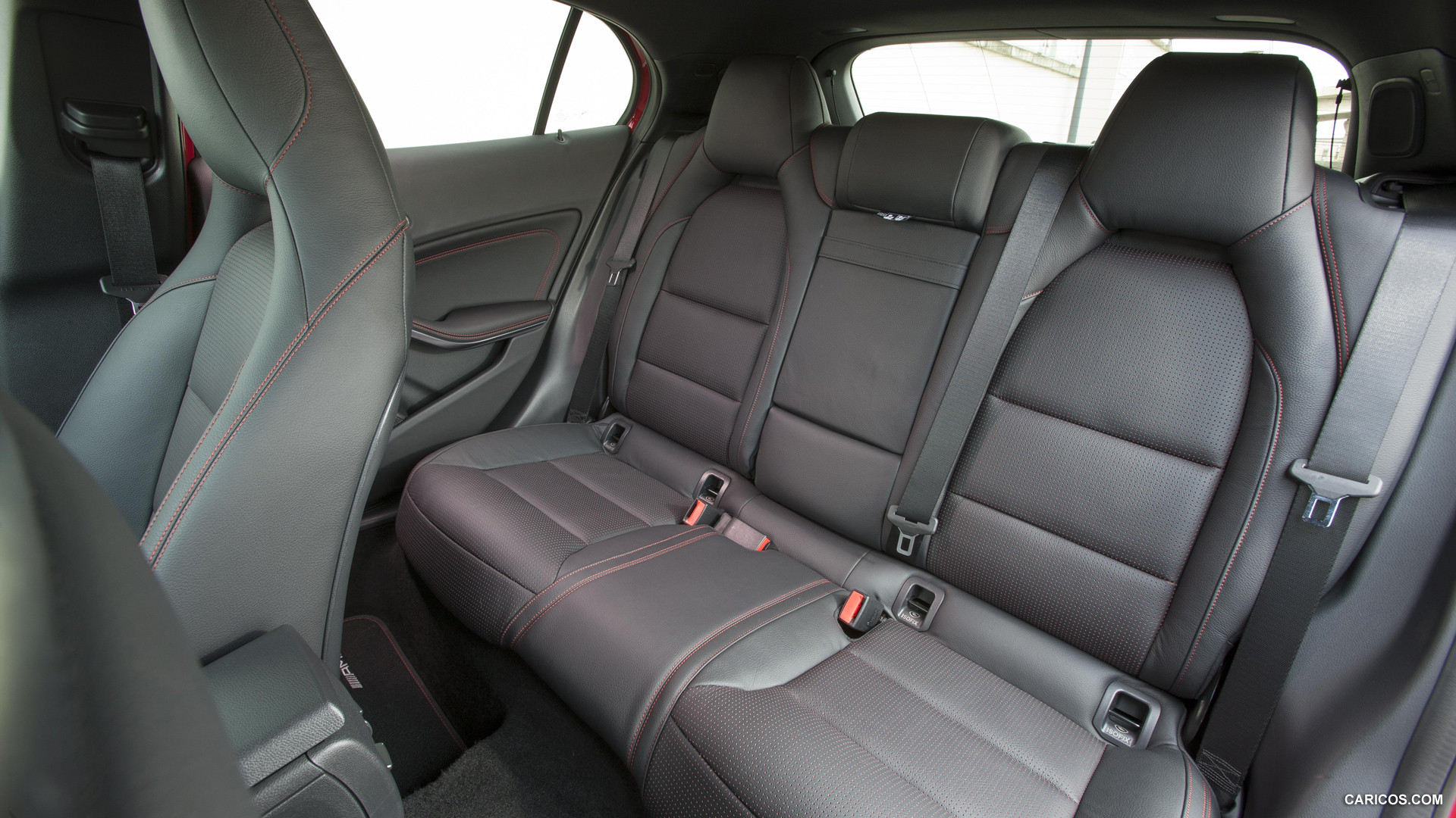 2015 Mercedes-Benz GLA 250 AMG (UK-Version)  - Interior Rear Seats, #86 of 274