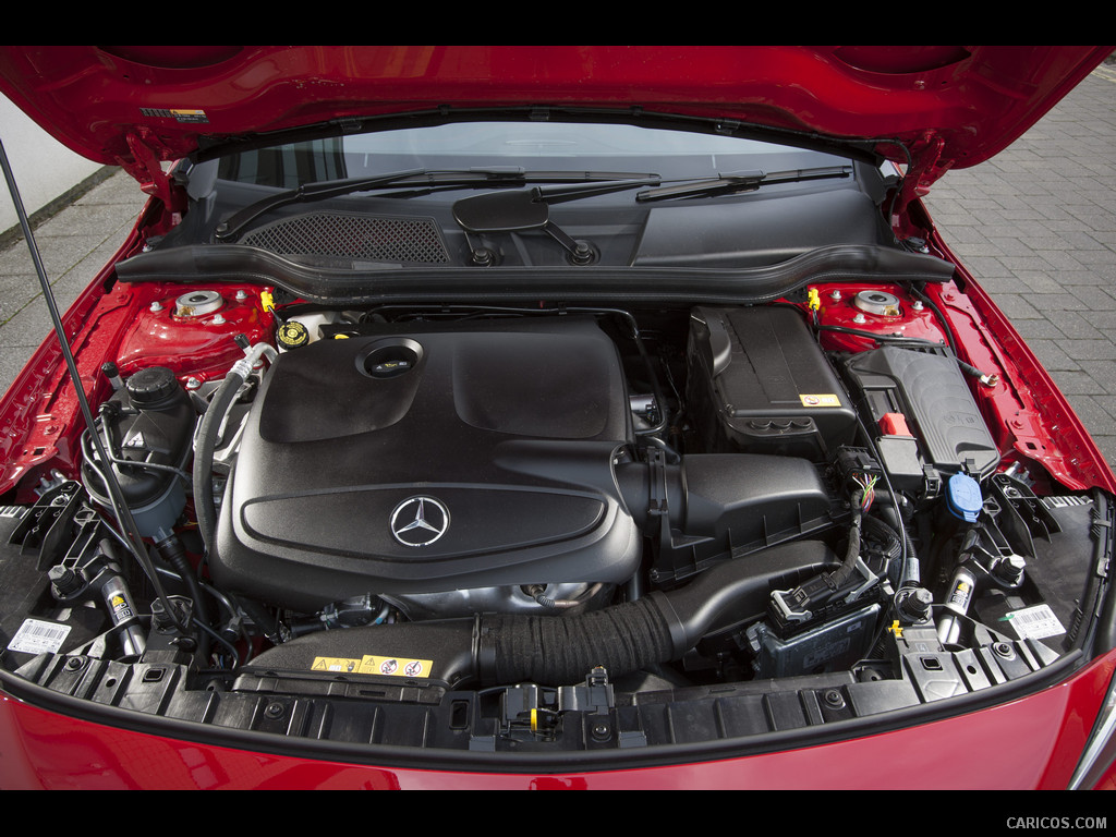 2015 Mercedes-Benz GLA 250 AMG (UK-Version)  - Engine