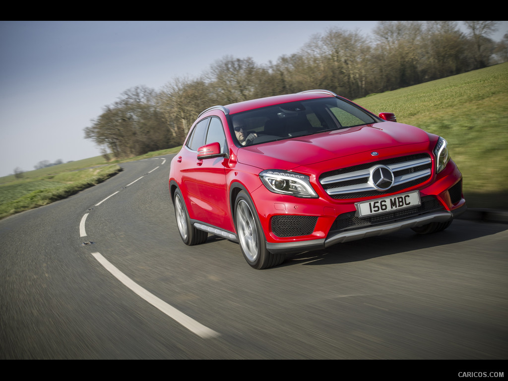 2015 Mercedes-Benz GLA 250 AMG (UK-Version)  - Front