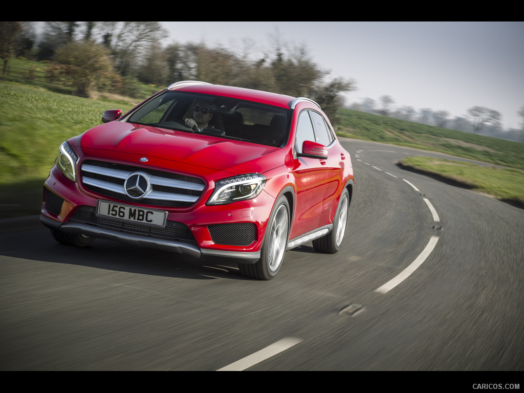 2015 Mercedes-Benz GLA 250 AMG (UK-Version)  - Front