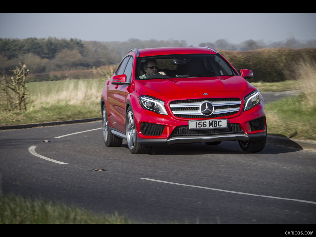 2015 Mercedes-Benz GLA 250 AMG (UK-Version)  - Front