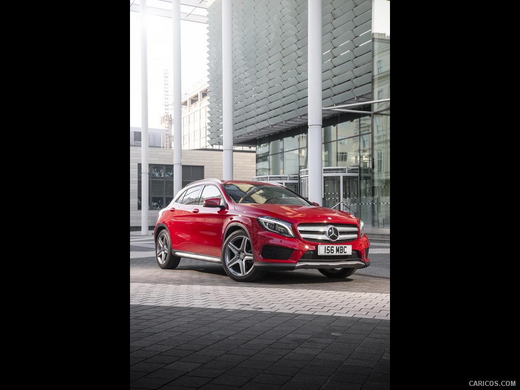 2015 Mercedes-Benz GLA 250 AMG (UK-Version)  - Front