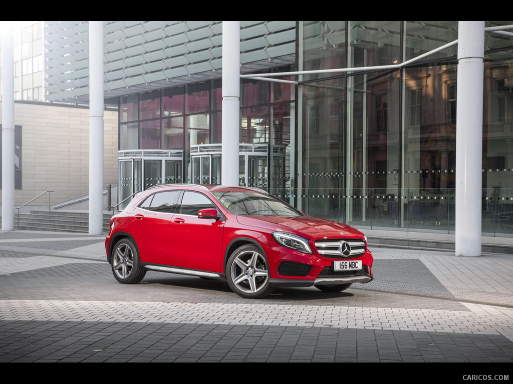 2015 Mercedes-Benz GLA 250 AMG (UK-Version)  - Front