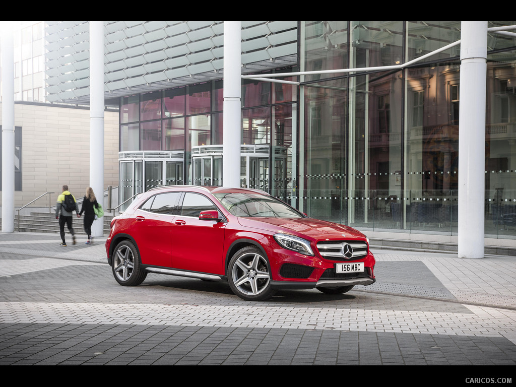 2015 Mercedes-Benz GLA 250 AMG (UK-Version)  - Front