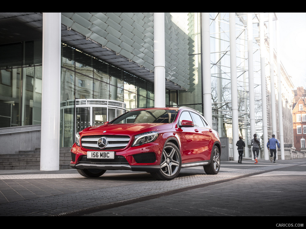 2015 Mercedes-Benz GLA 250 AMG (UK-Version)  - Front