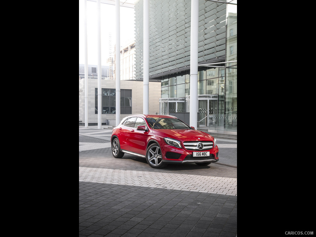 2015 Mercedes-Benz GLA 250 AMG (UK-Version)  - Front