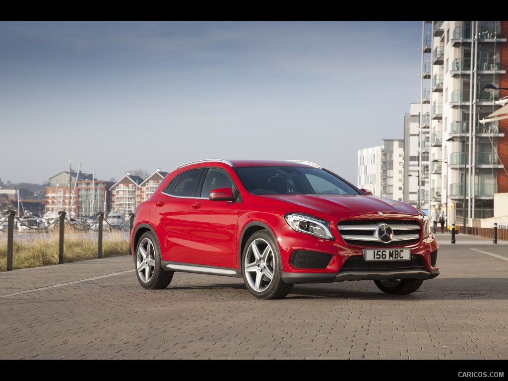 2015 Mercedes-Benz GLA 250 AMG (UK-Version)  - Front