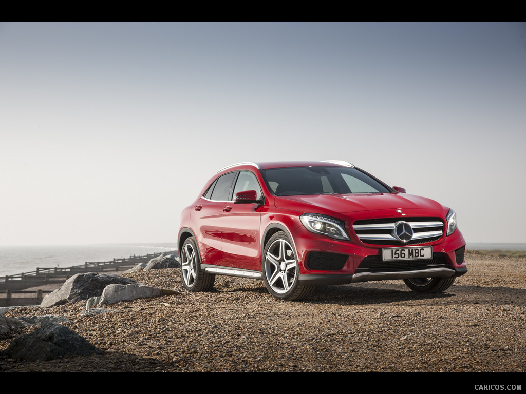 2015 Mercedes-Benz GLA 250 AMG (UK-Version)  - Front