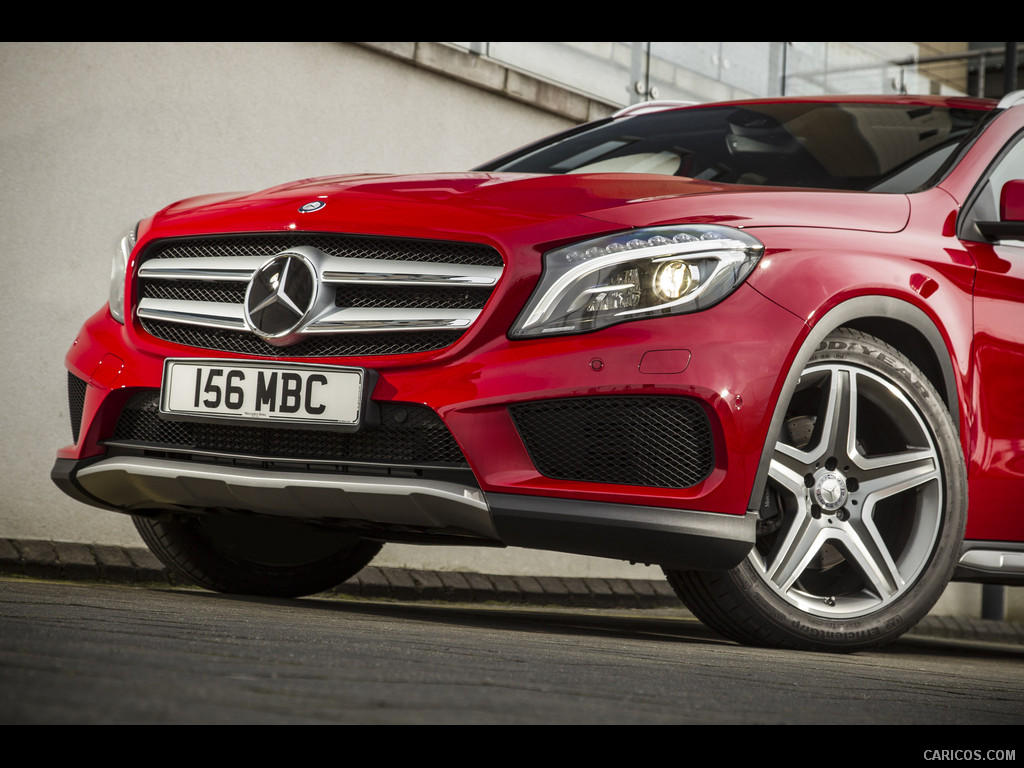 2015 Mercedes-Benz GLA 250 AMG (UK-Version)  - Front