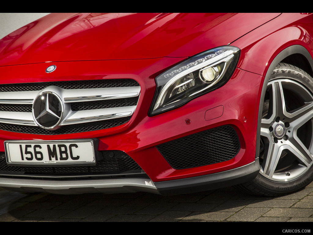 2015 Mercedes-Benz GLA 250 AMG (UK-Version)  - Front