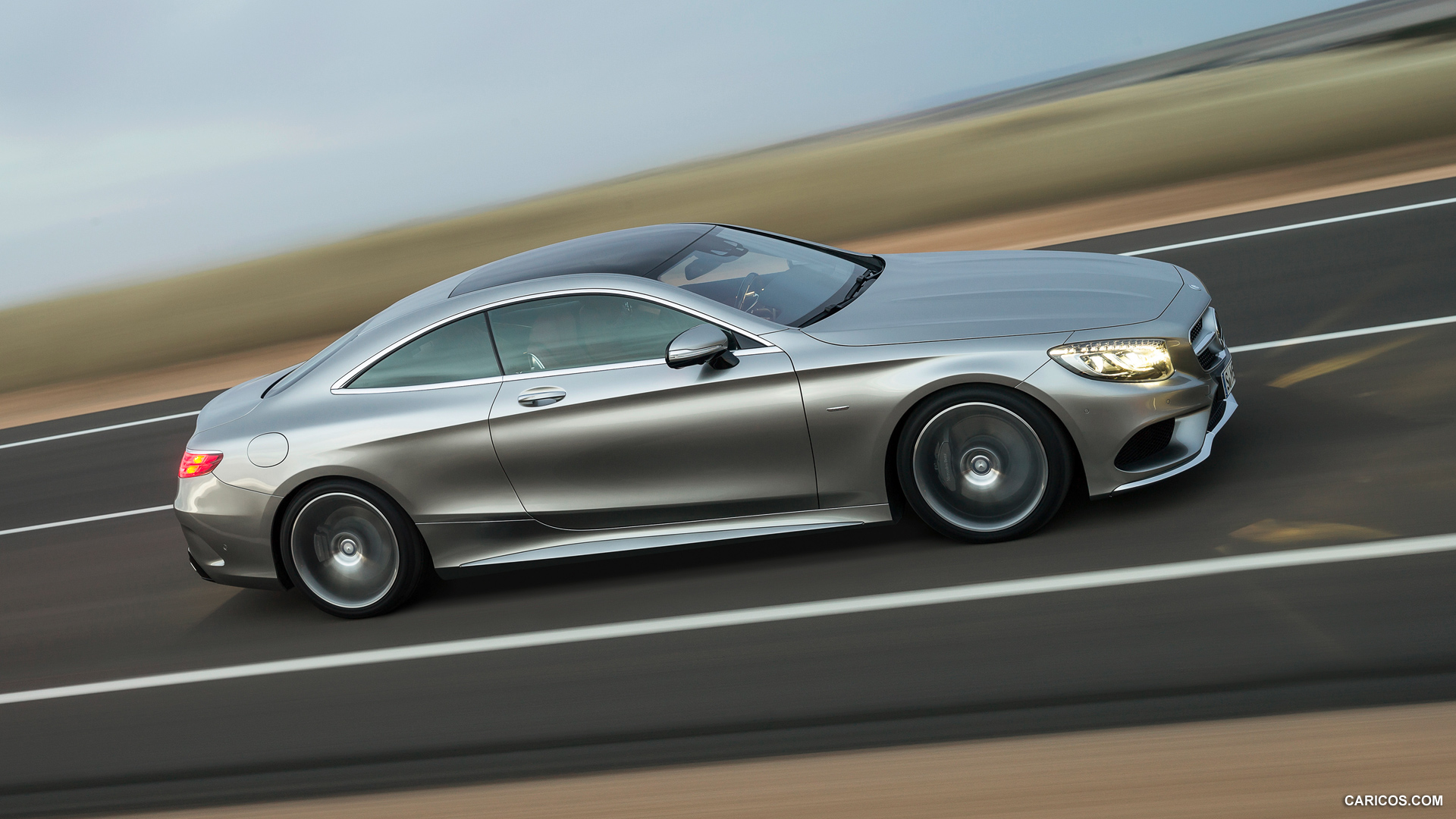 2015 Mercedes-Benz S-Class S500 4MATIC Coupe  - Side, #7 of 145