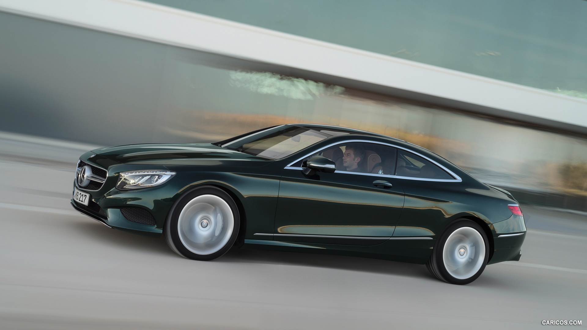 2015 Mercedes-Benz S-Class S500 4MATIC Coupe  - Side, #8 of 145