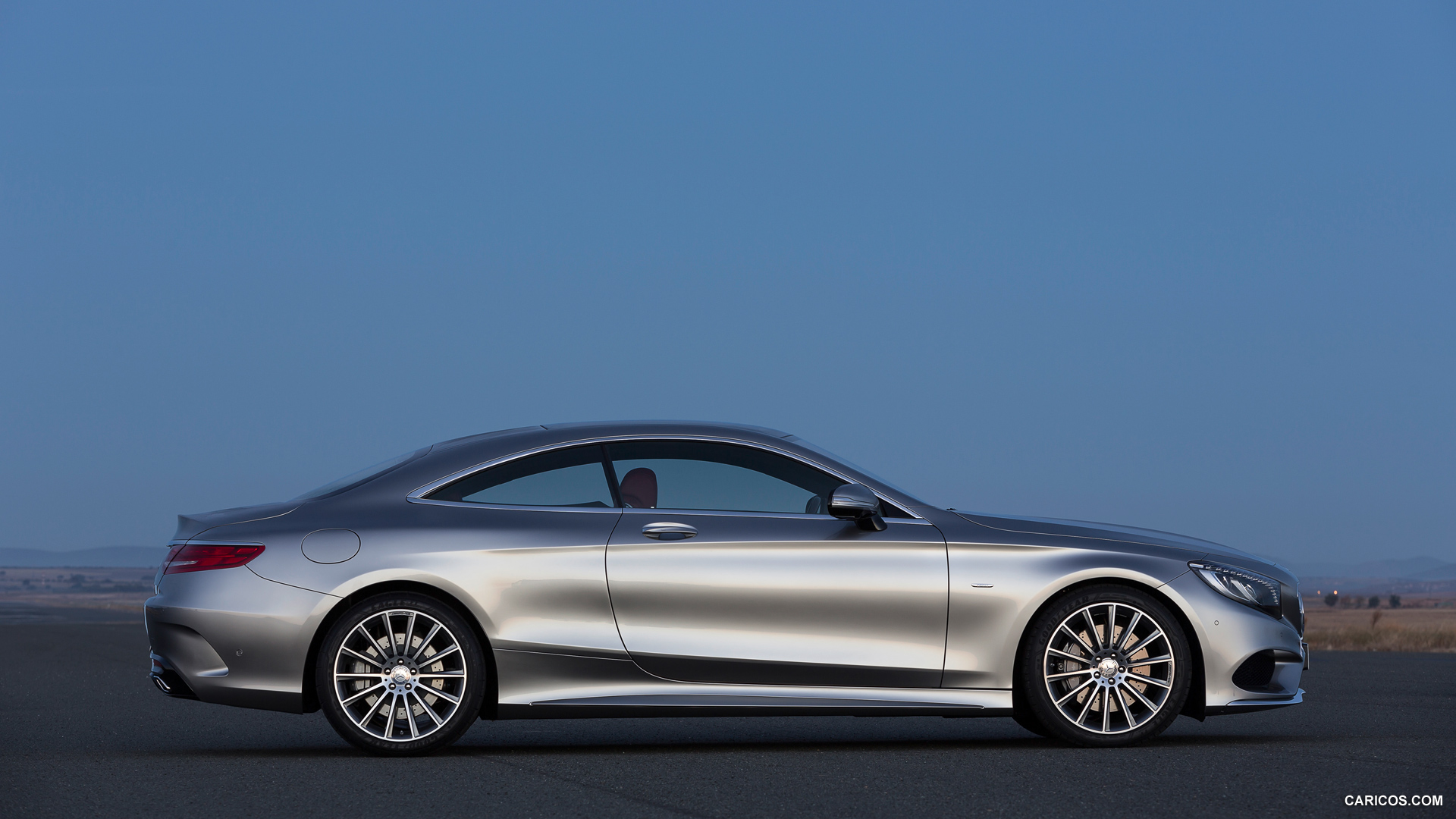 2015 Mercedes-Benz S-Class S500 4MATIC Coupe  - Side, #18 of 145