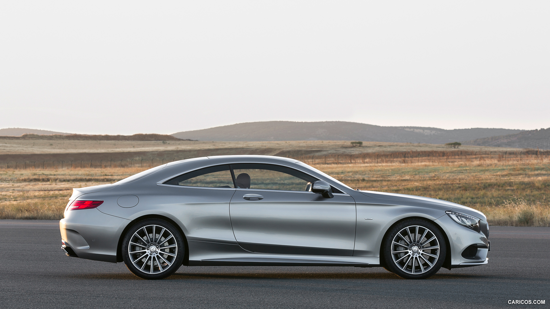 2015 Mercedes-Benz S-Class S500 4MATIC Coupe  - Side, #21 of 145