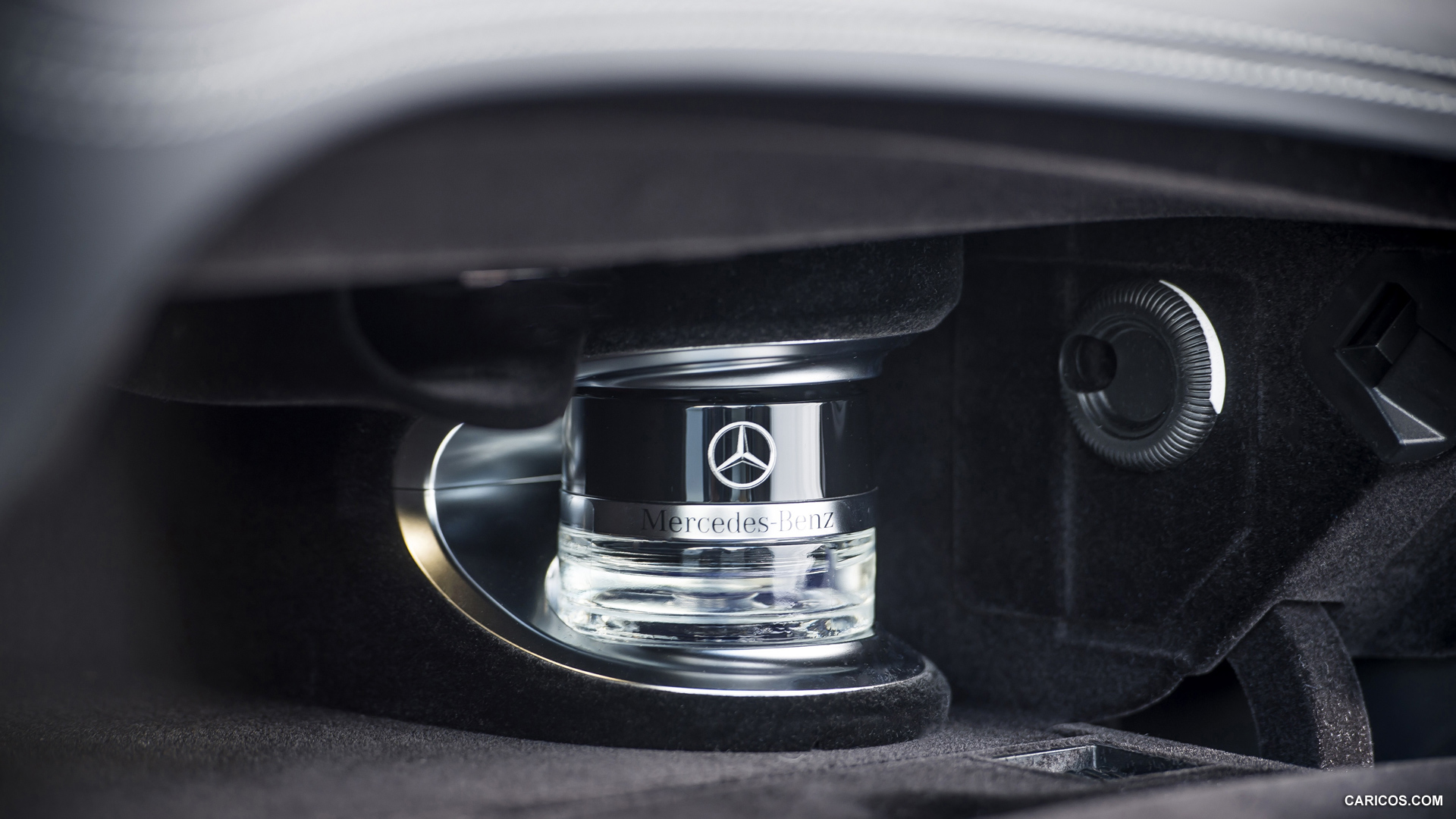 2015 Mercedes-Benz S500 Coupe (UK-Spec)  - Interior Detail, #42 of 45