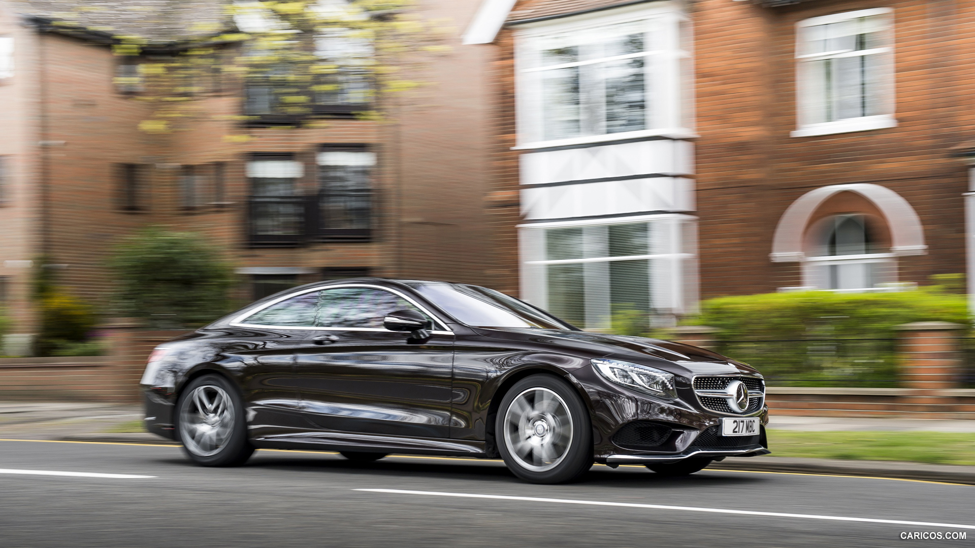 2015 Mercedes-Benz S500 Coupe (UK-Spec)  - Side, #20 of 45
