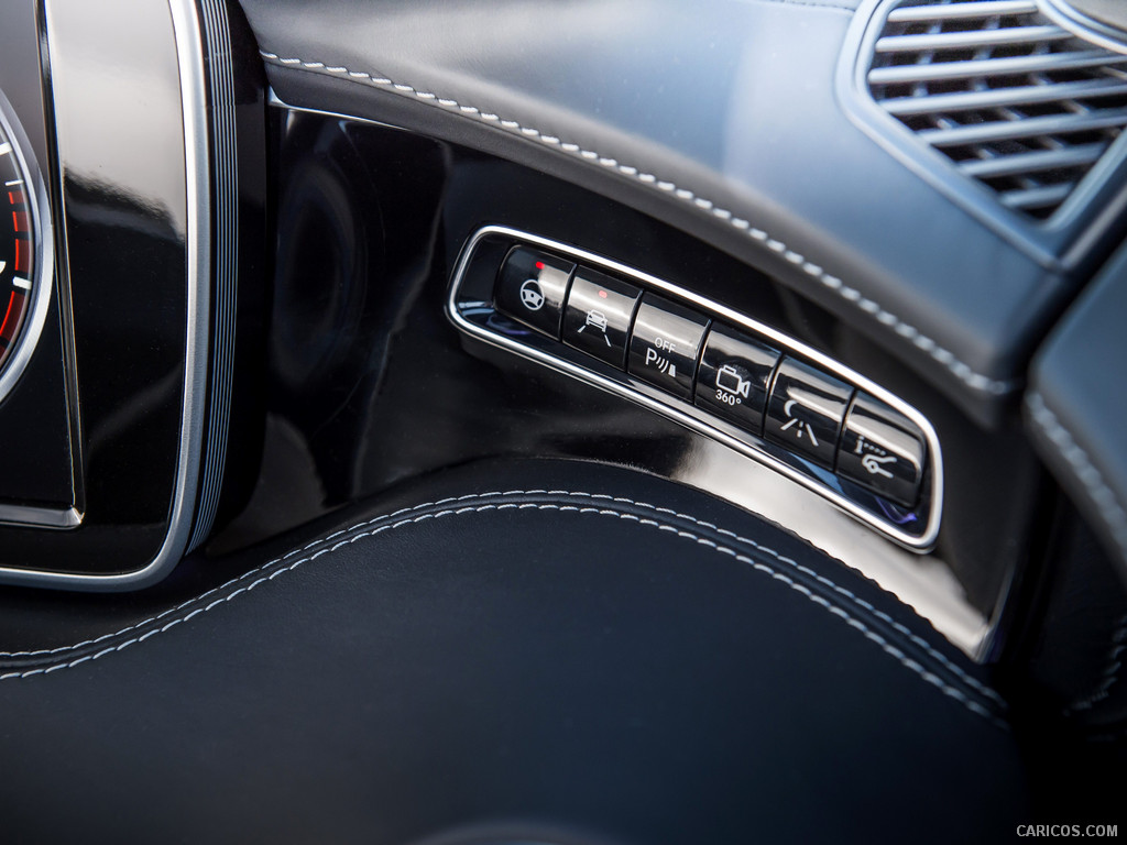 2015 Mercedes-Benz S500 Coupe (UK-Spec)  - Interior Detail