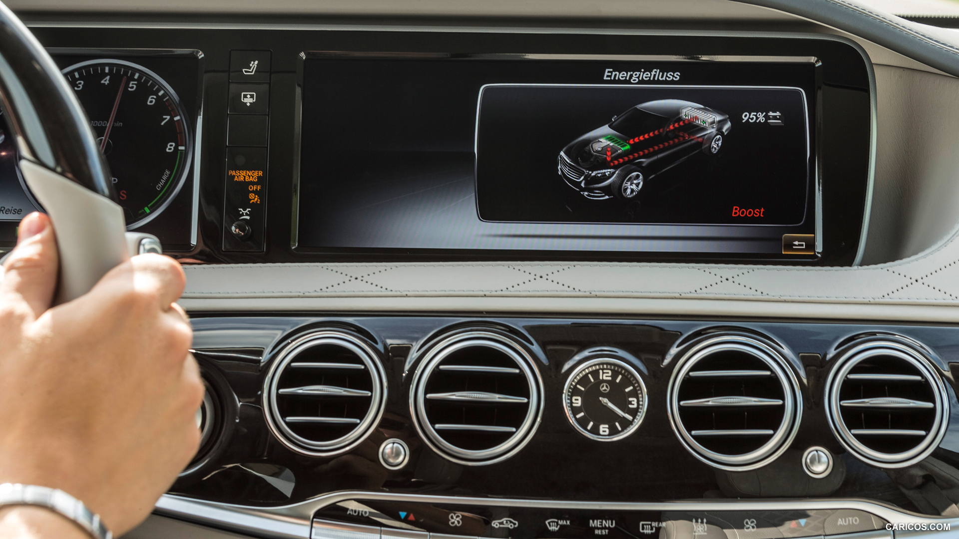 2015 Mercedes-Benz S500 Plug-In Hybrid  - Central Console, #44 of 109