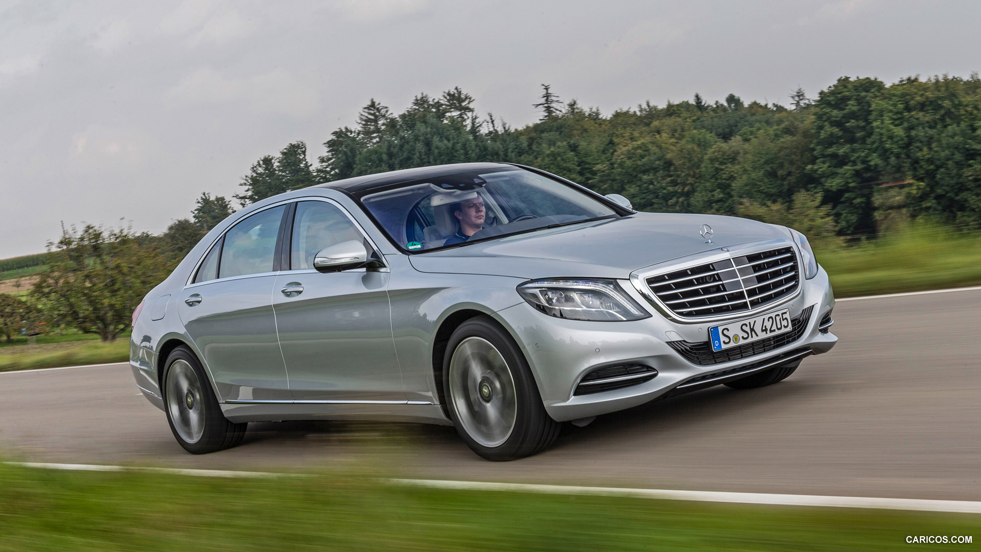 2015 Mercedes-Benz S500 Plug-In Hybrid  - Front, #13 of 109