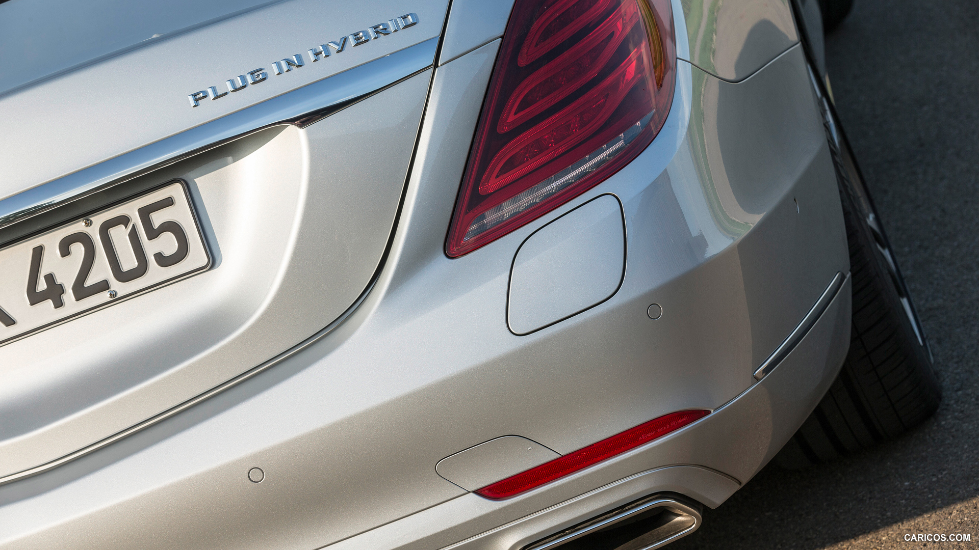 2015 Mercedes-Benz S500 Plug-In Hybrid  - Tail Light, #33 of 109