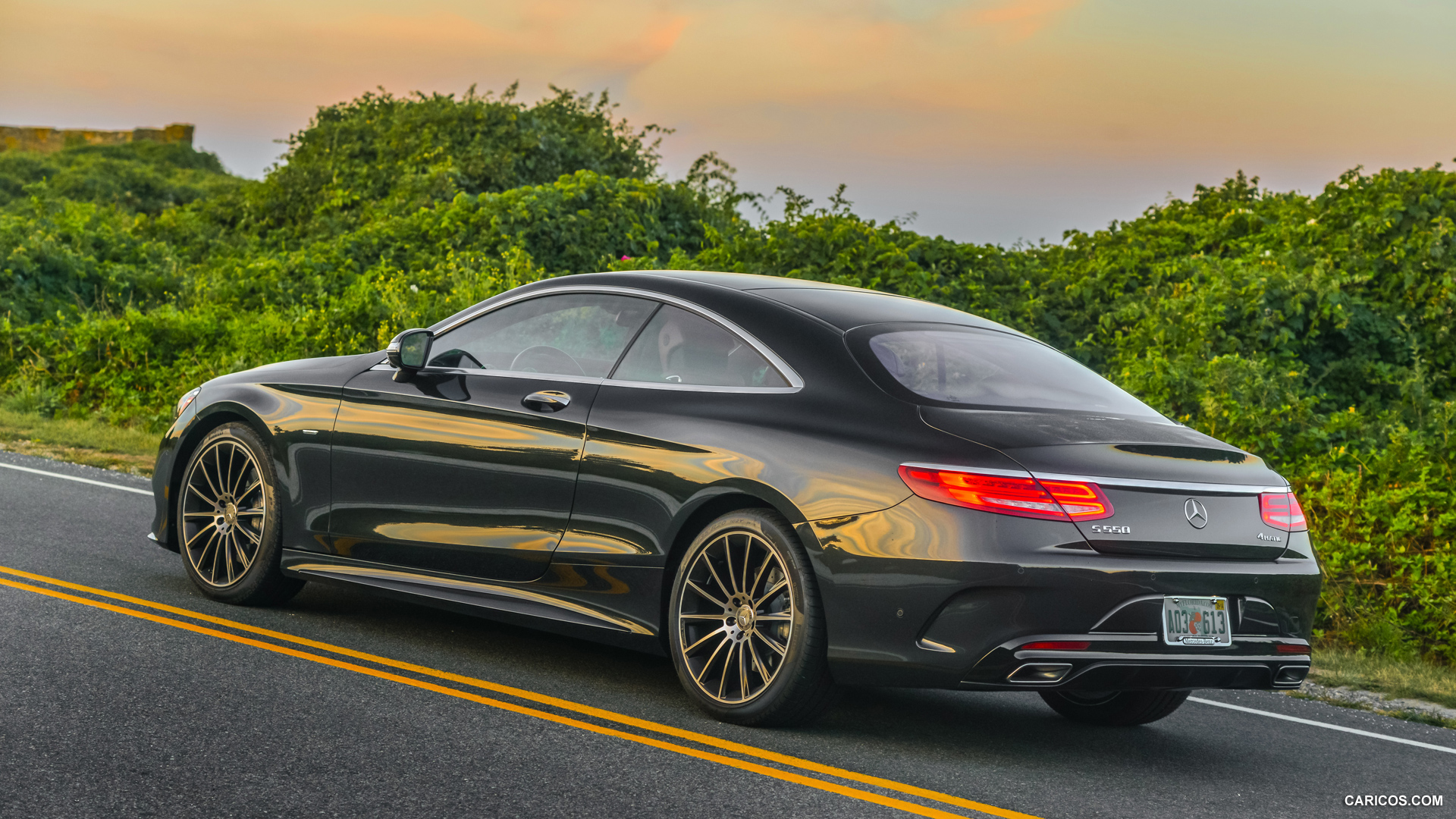 2015 Mercedes-Benz S550 4MATIC Coupe  - Rear, #20 of 60