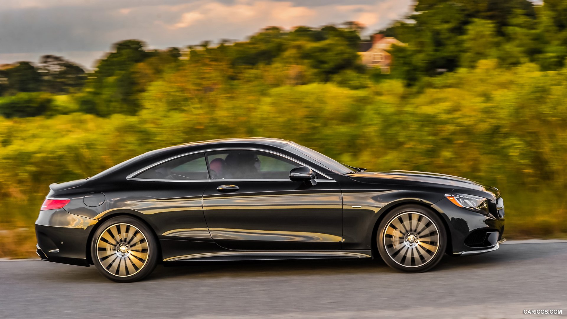 2015 Mercedes-Benz S550 4MATIC Coupe  - Side, #11 of 60