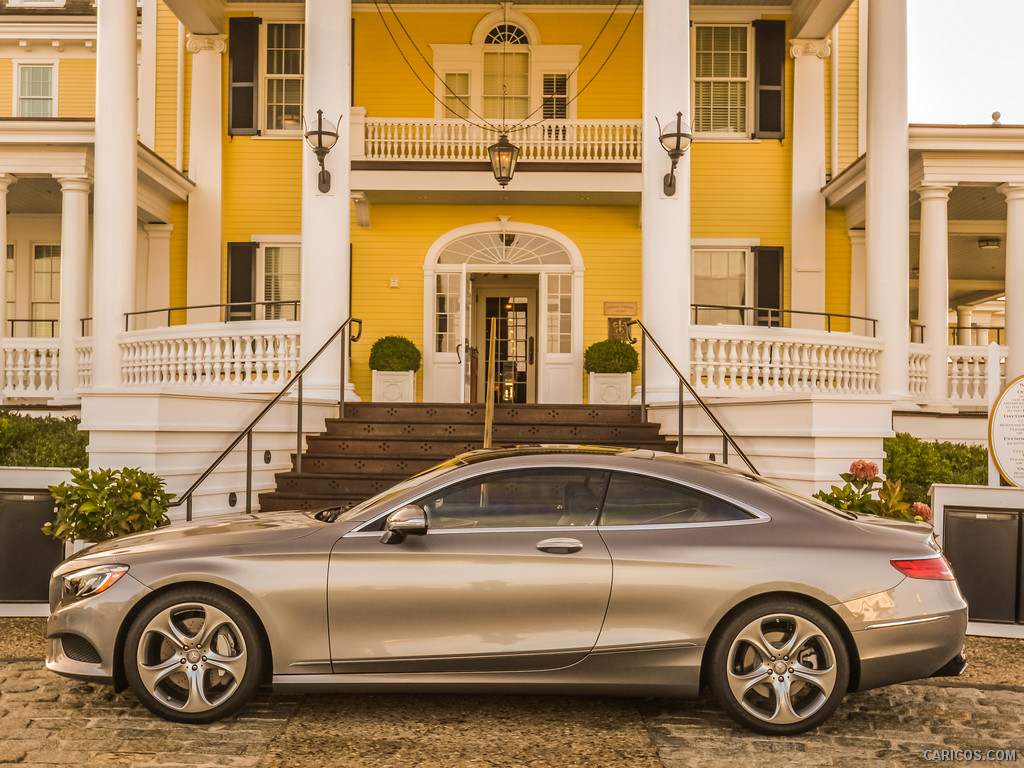 2015 Mercedes-Benz S63 AMG Coupe (US-Spec)  - Side