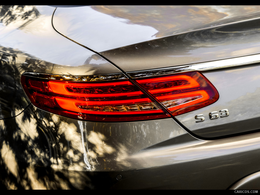 2015 Mercedes-Benz S63 AMG Coupe (US-Spec)  - Tail Light