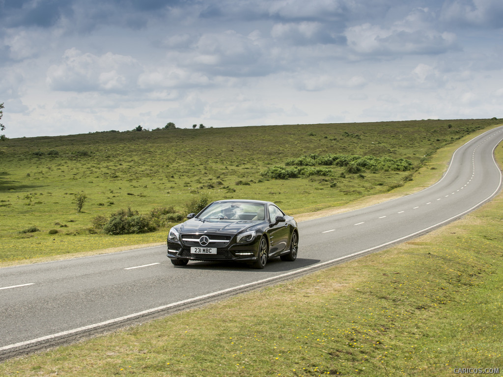 2015 Mercedes-Benz SL-Class SL400 (UK-Version)  - Front