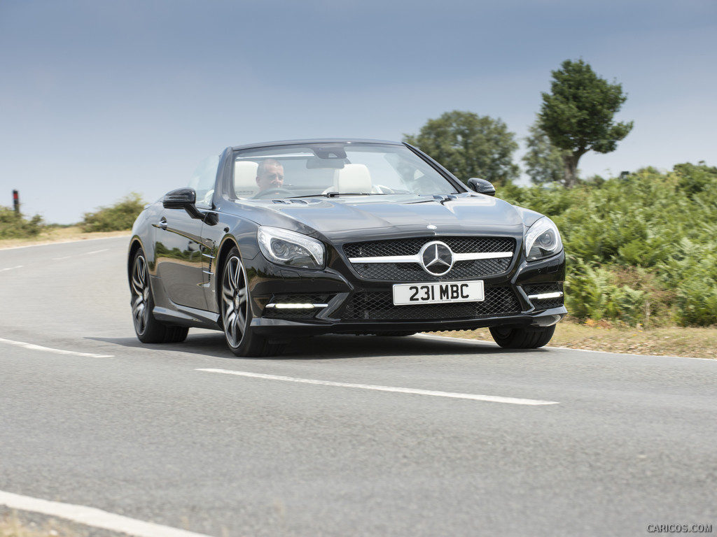 2015 Mercedes-Benz SL-Class SL400 (UK-Version)  - Front