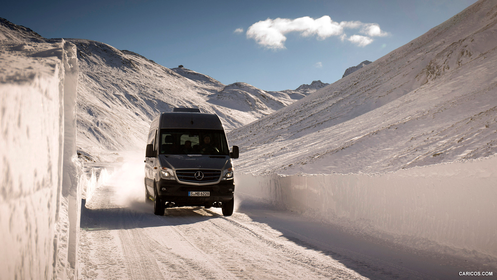 2015 Mercedes-Benz Sprinter 316 BlueTec 4X4 - In Snow - Front, #47 of 126