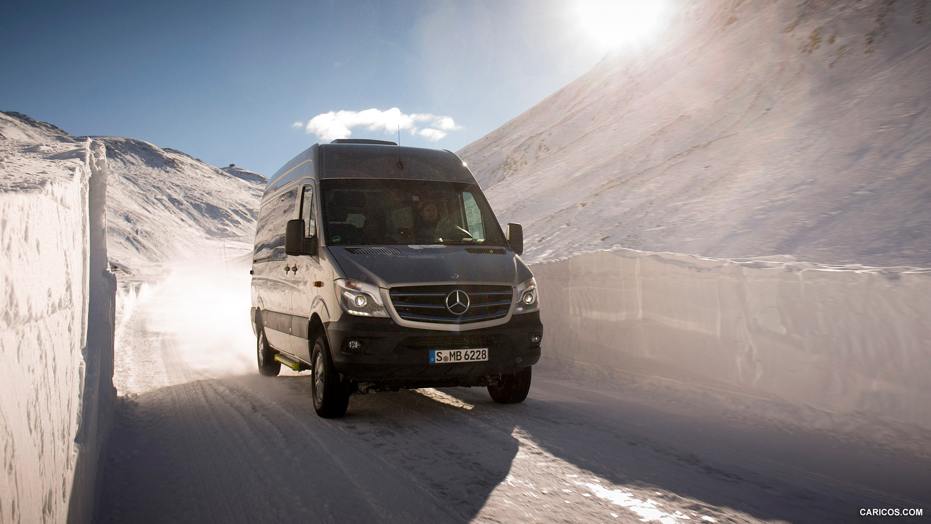 2015 Mercedes-Benz Sprinter 316 BlueTec 4X4 - In Snow - Front, #49 of 126