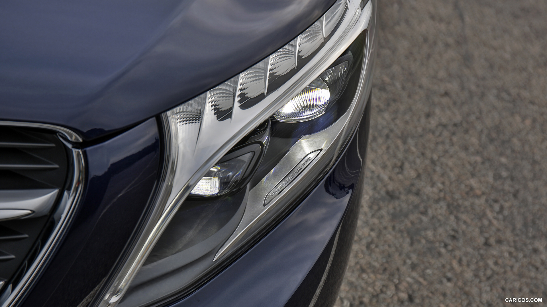 2015 Mercedes-Benz V-Class  - Headlight, #188 of 254