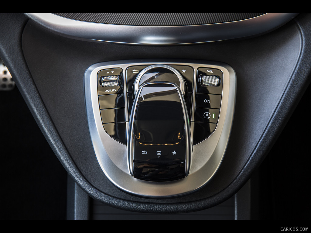 2015 Mercedes-Benz V-Class  - Interior Detail