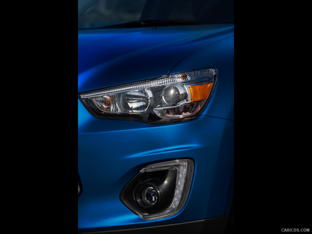 2015 Mitsubishi Outlander Sport SE  - Headlight