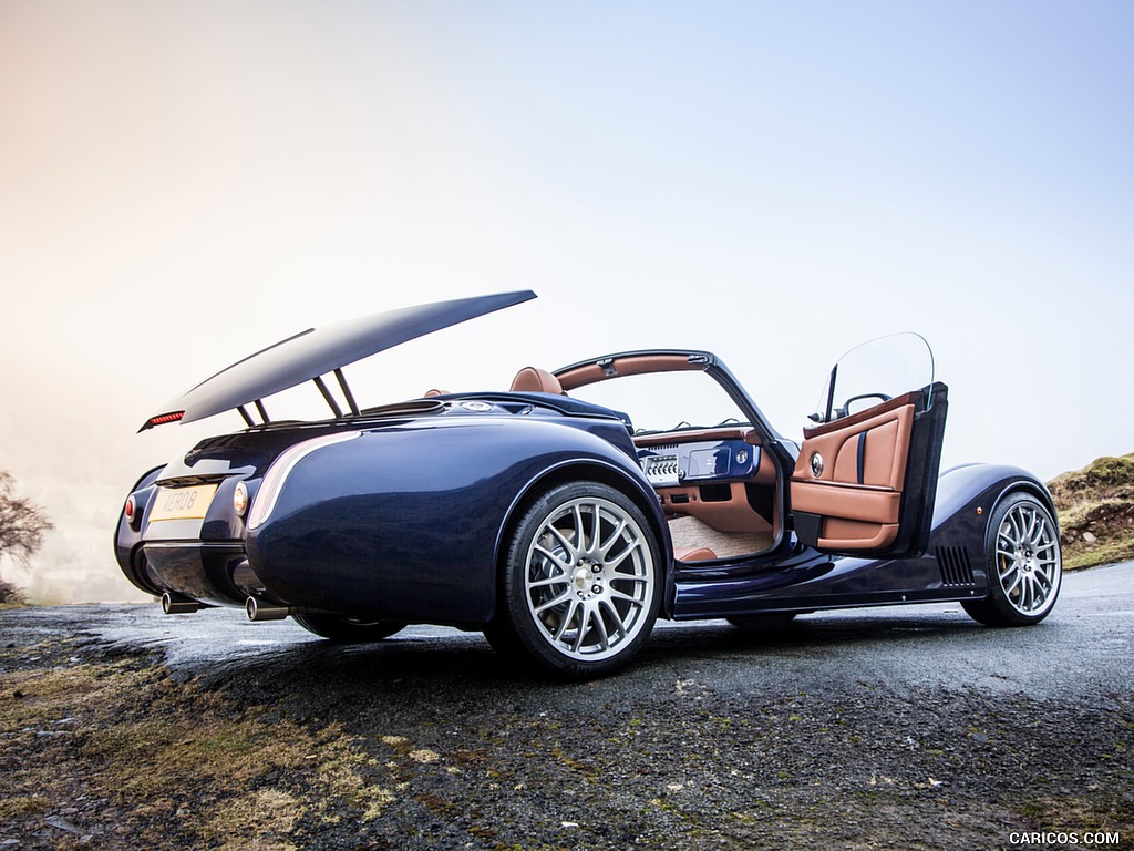 2015 Morgan Aero 8 - Side