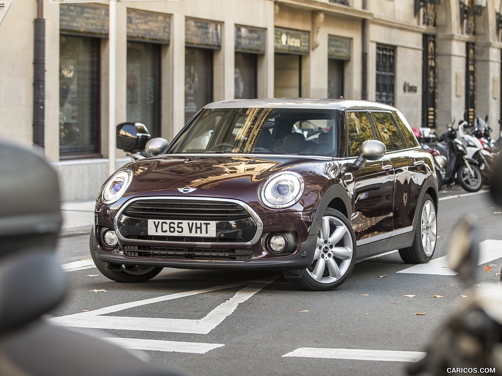 2016 MINI Cooper Clubman D (UK-Spec) - Front