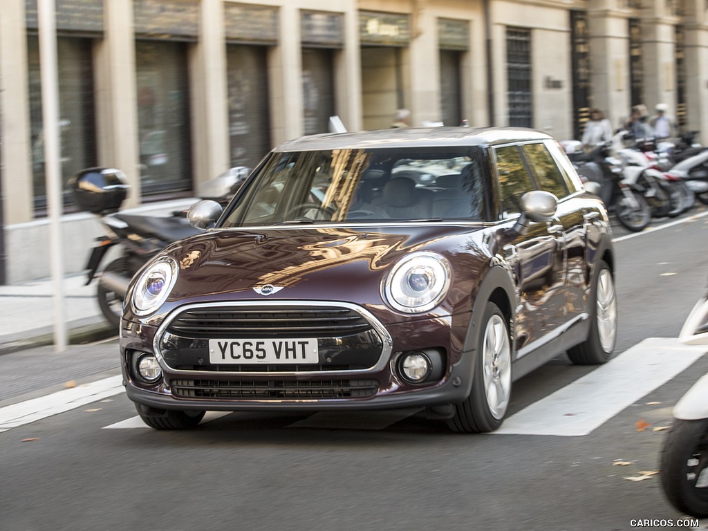 2016 MINI Cooper Clubman D (UK-Spec) - Front