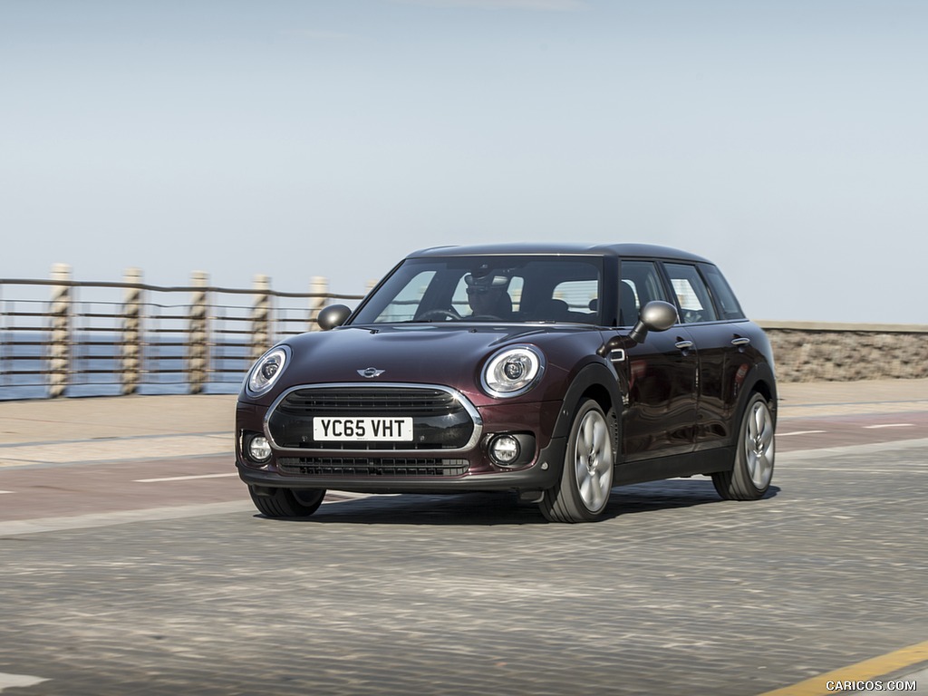 2016 MINI Cooper Clubman D (UK-Spec) - Front